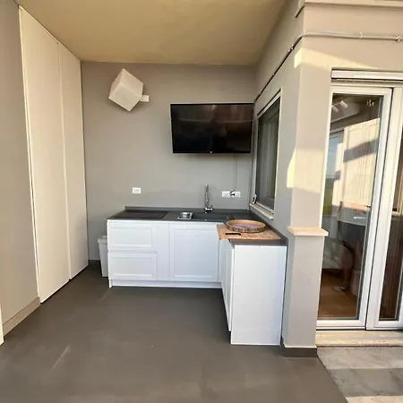 Terrazza Sul Mare 아파트 *